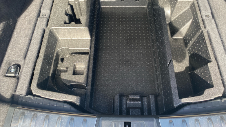 Jaguar F-Pace 2.0 D200 R-Dynamic Black 5dr Auto AWD Diesel Estate